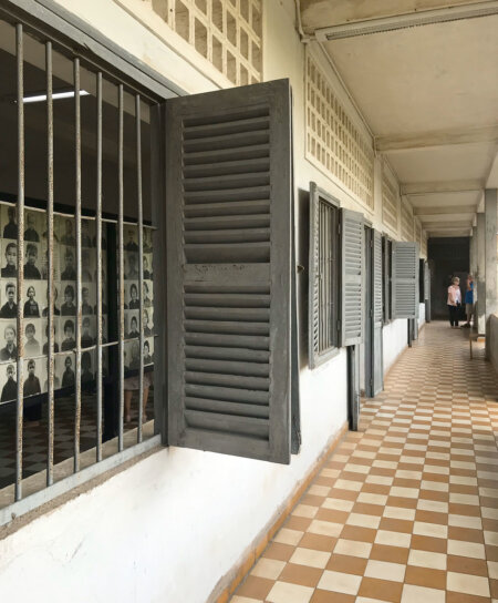 Report: DHS Student Travel Award by Magali An Berthon